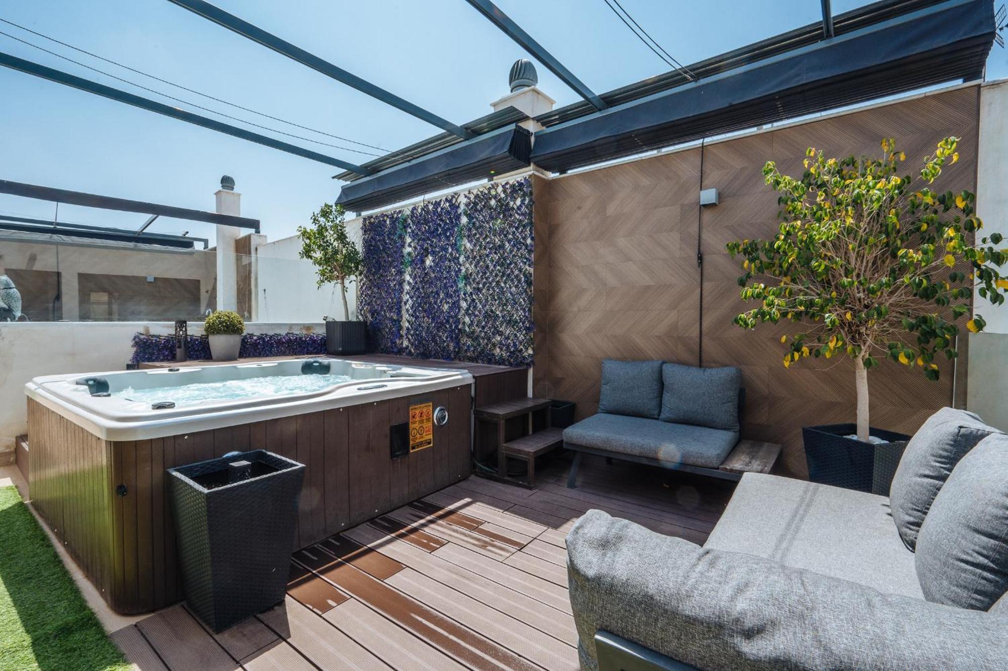 Elegant Duplex 3 Master Bedrooms And Private Sevilha Exterior foto